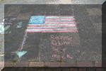 Amerikaanse vlag door de kids getekend op de stoep