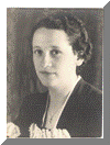 Rebecca Leeraar (1912) op circa 20 jarige leeftijd